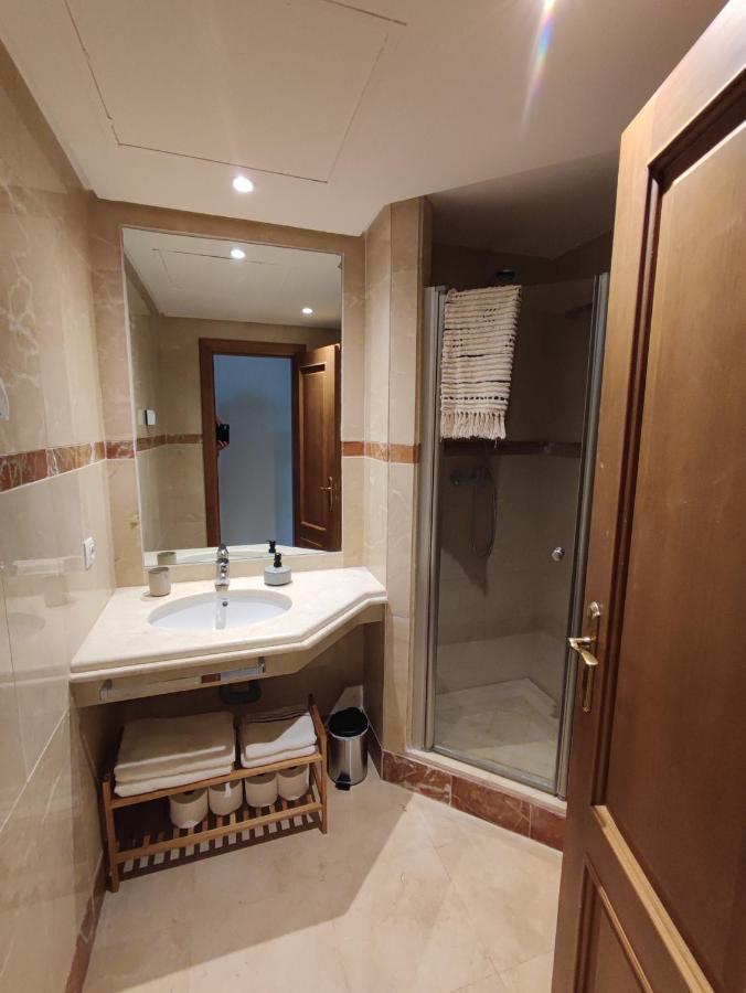 Costalita On The Beach - 3 Bedroom Cosy Apartment Estepona Esterno foto